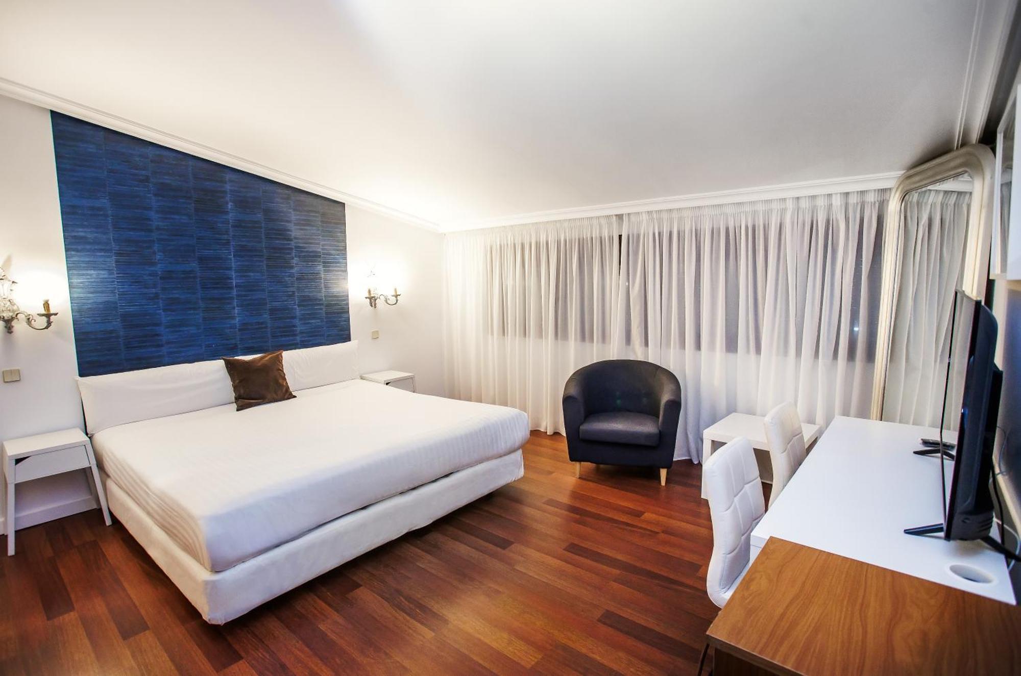 Double Room,1616420951:JPEG